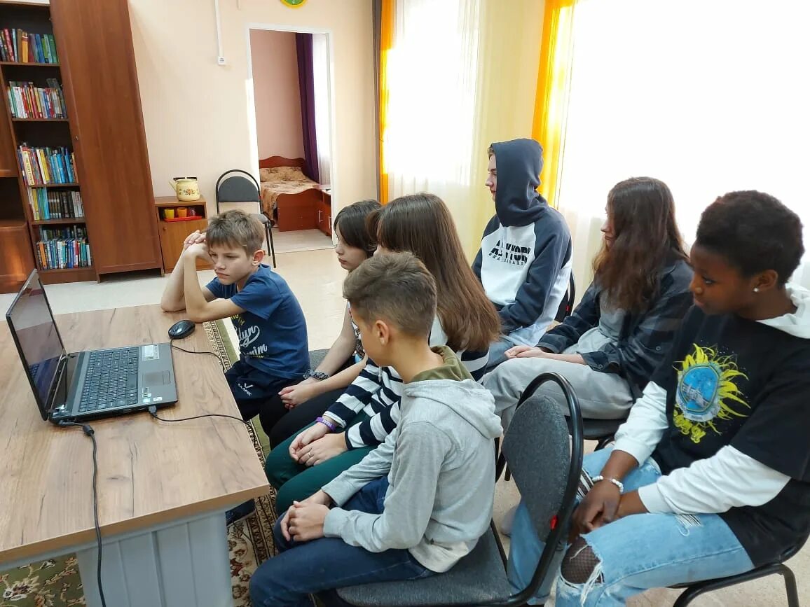 Гку центр семья. Центр семья домодедово несовершеннолетних. реабилитационный центр семья домодедово. мку срцн семья. срцн бельский район семейный центр.