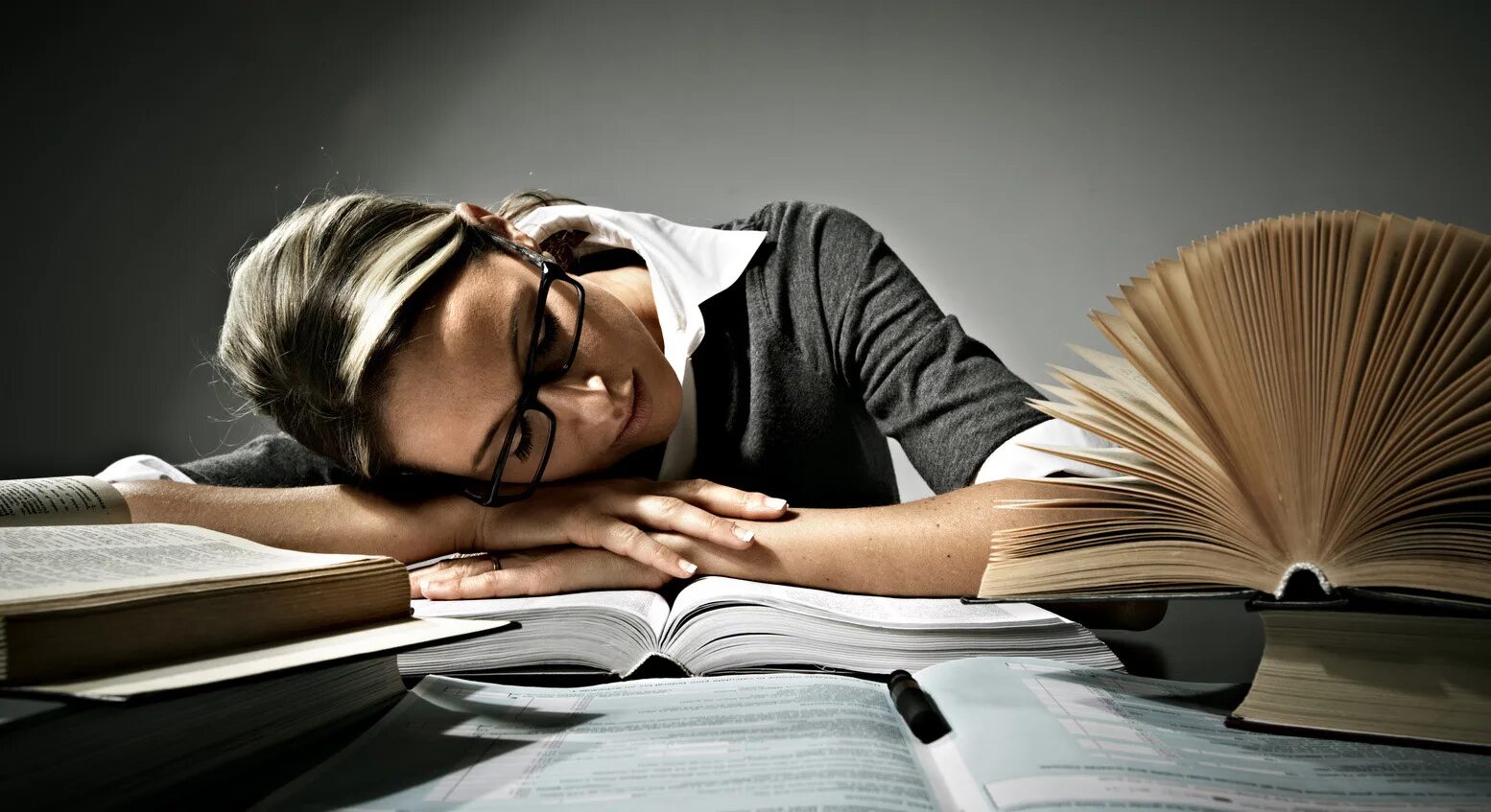 библиотека терапия. мудрые изречения. жозефина уолл дерево тысячелетия. человек философия. существование почитать.