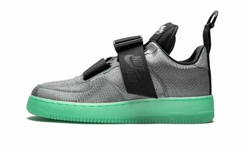Nike air force qs