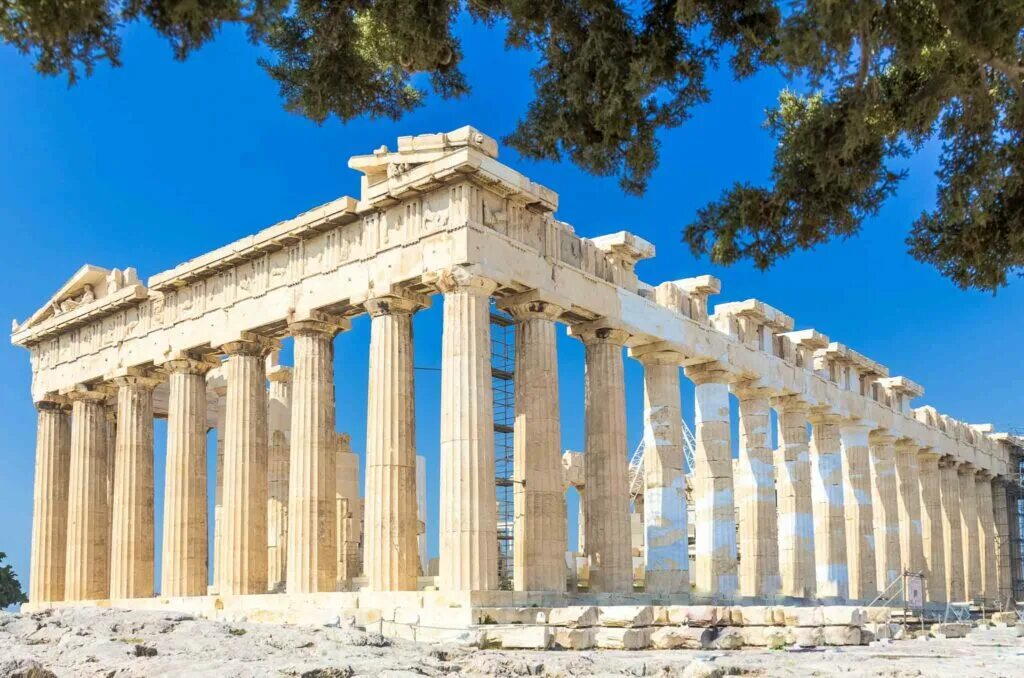 Храм парфенон в афинах. Главный храм в афинах. Храм парфенон в греции. Храм богини афины парфенон. Главный храм в афинах.