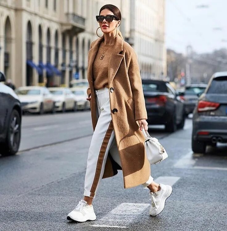 3,948 Likes, 4 Comments - Streetstyle Inspirations (@thestreetograph) on Instagr
