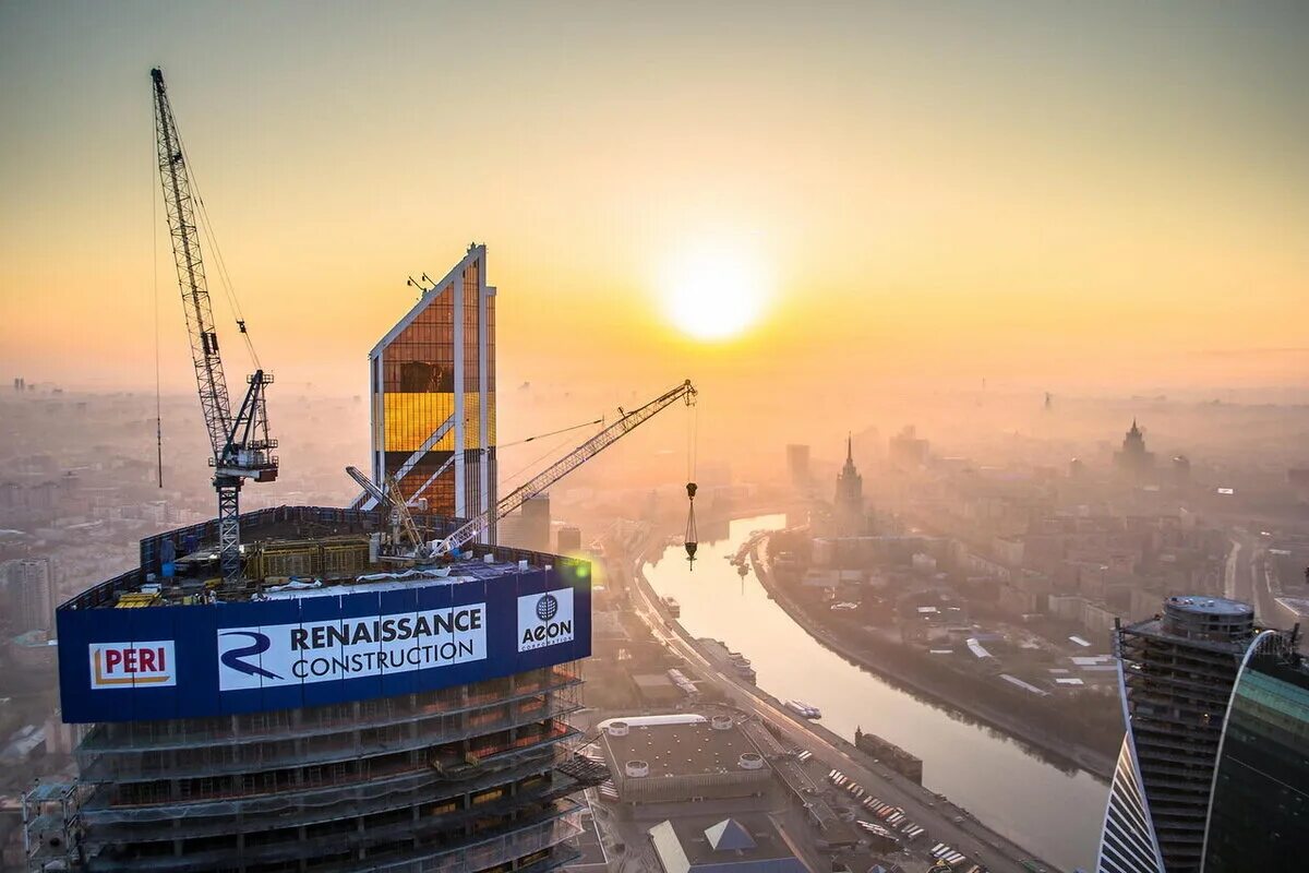 Стройка Ренейссанс Констракшн Мурманск. Ренессанс Констракшн Москва. Renaissance Construction в Москве Сити. Ренессанс Констракшн турецкая строительная.