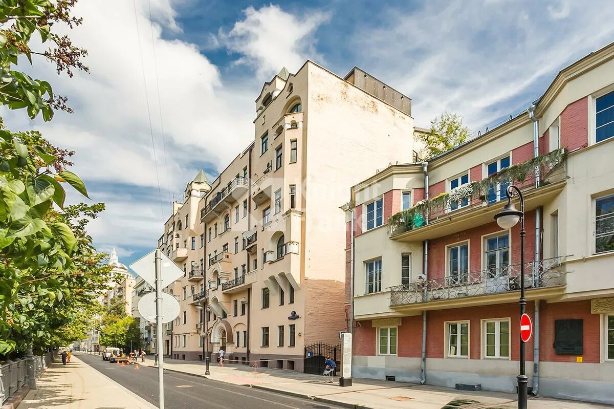 , 24, стр. Малая бронная 10. Remy kitchen малая бронная. Малая бронная ул. Малая бронная 2с1.