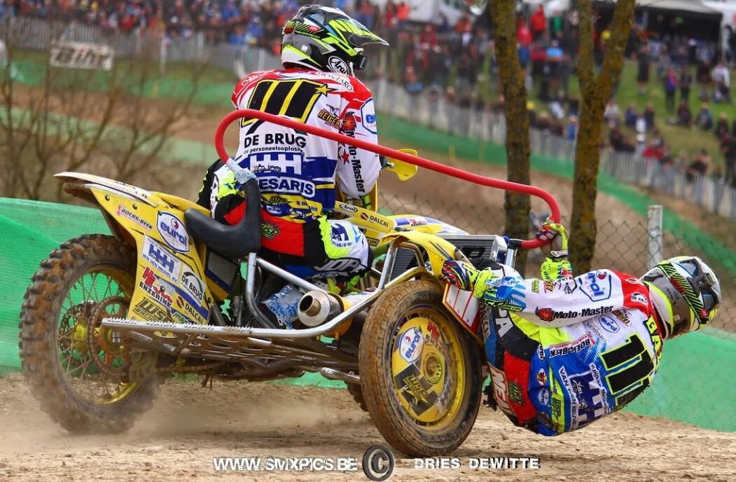 мотокросс с коляской чемпионаты. мотокросс на мотоциклах с колясками. мотокросс с коляской чемпионаты. мотокросс с коляской чемпионаты мира. мотокросс коляски 2021.