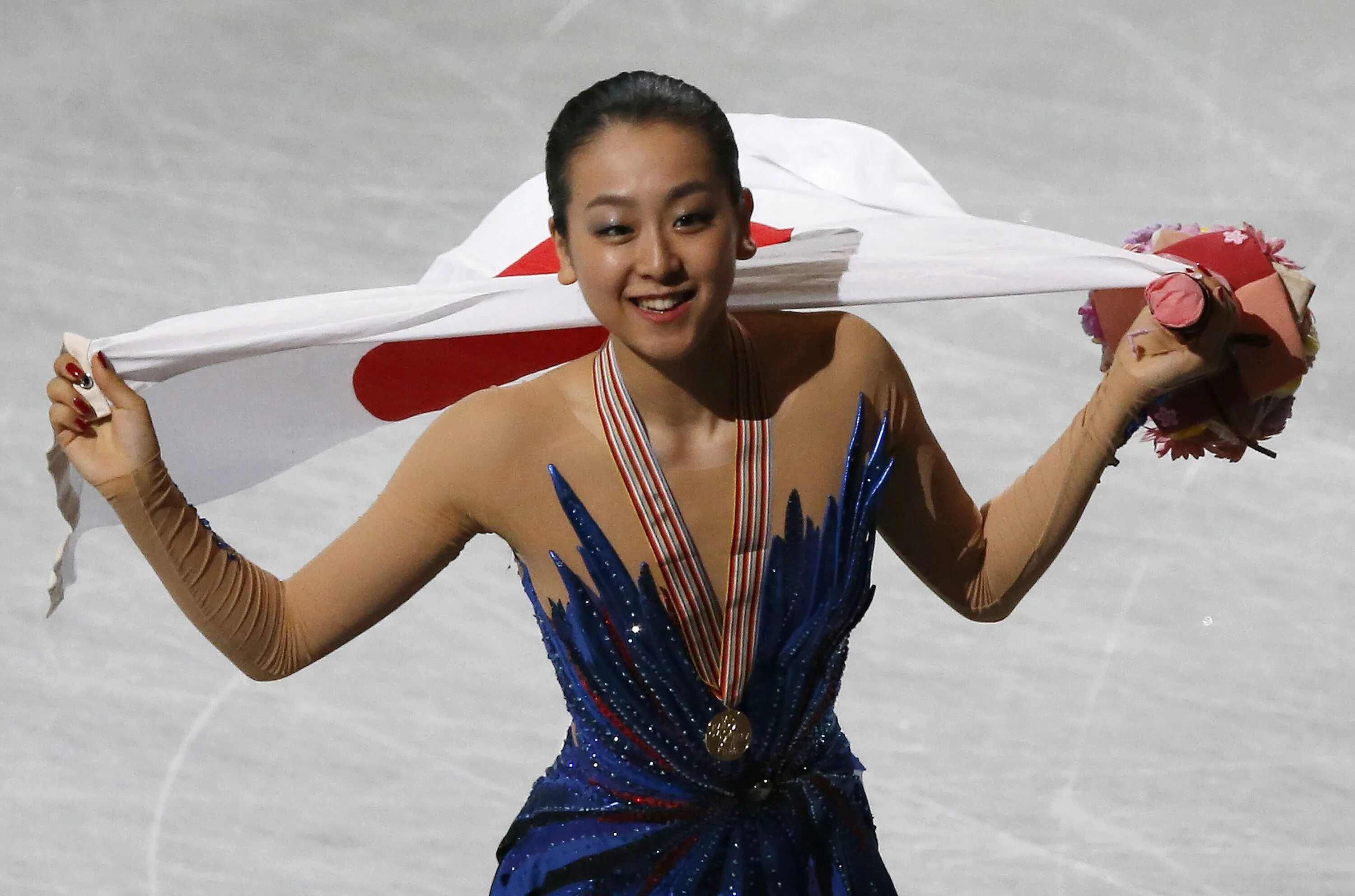 Мао асада сочи 2014. Мао асада раздевалка. Мао асада фото. Мао асада платья. Мао асада 2014 чм.