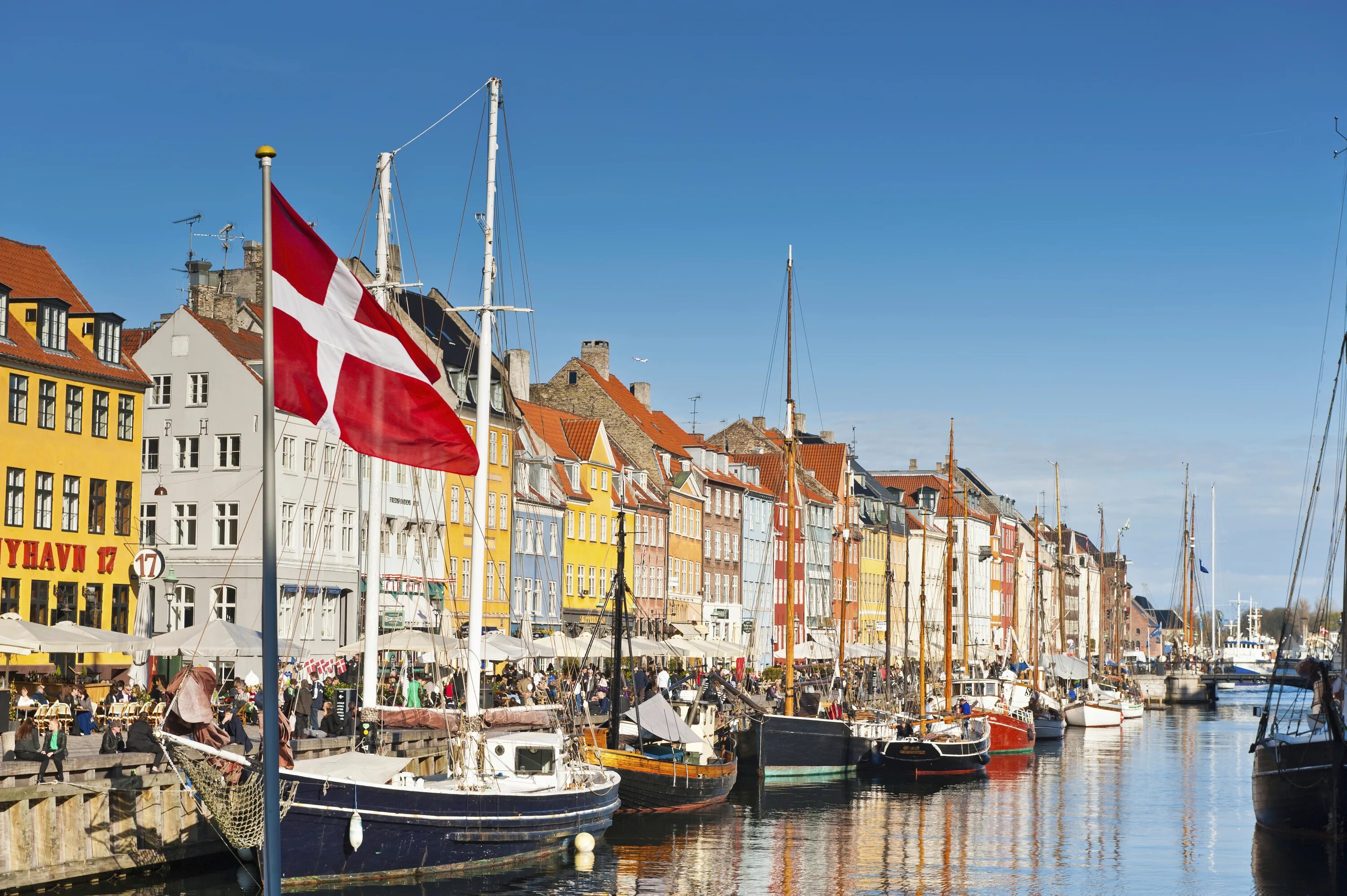Время в копенгагене сейчас. Копенгаген столица Дании. Швеция Копенгаген.