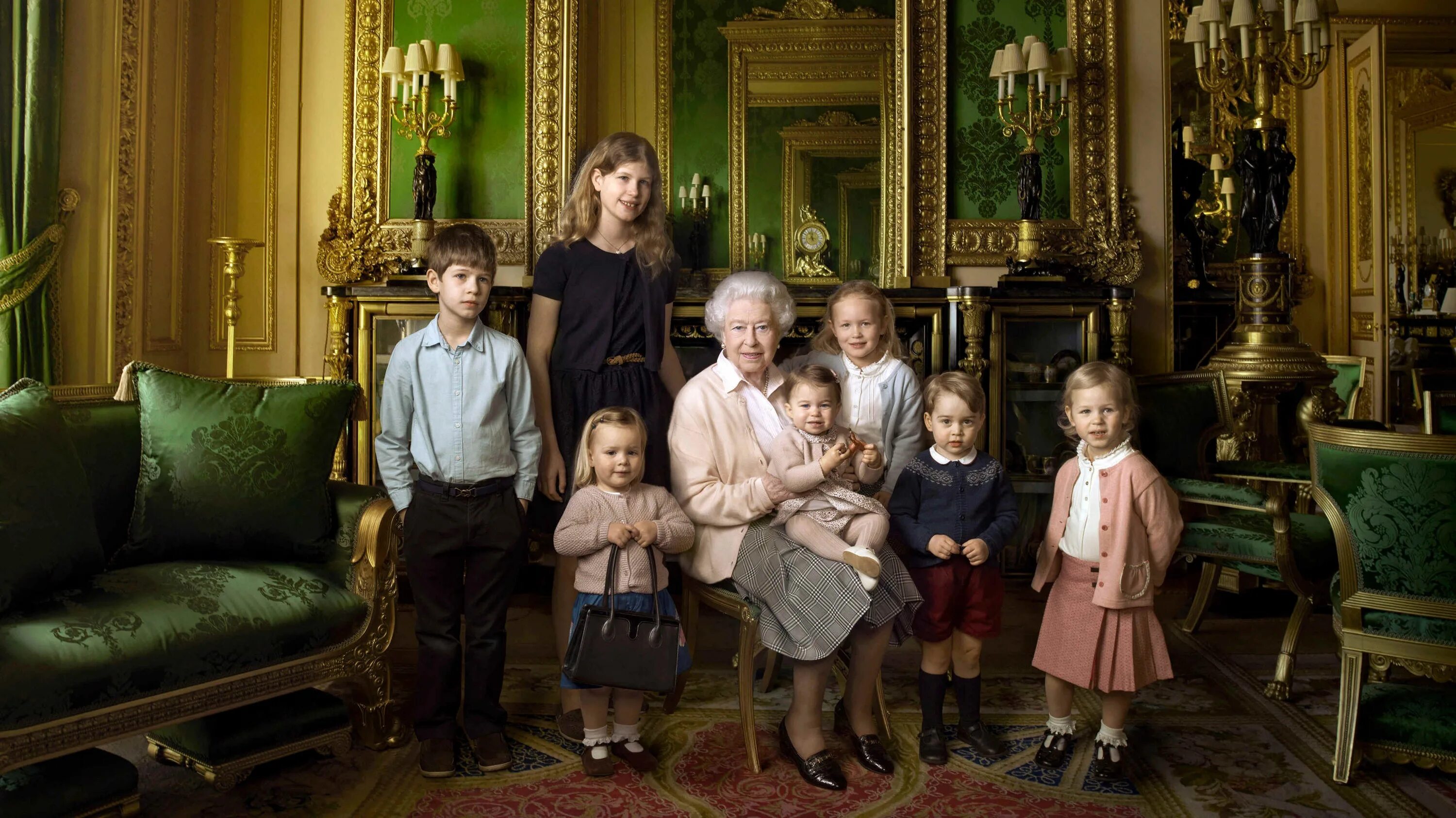 дети королевы елизаветы 2 и принца филиппа эндрю. Elizabeth ii children. семья елизаветы 2 и принца филиппа. страшненькие дети королевы елизаветы. принц филипп 1950.