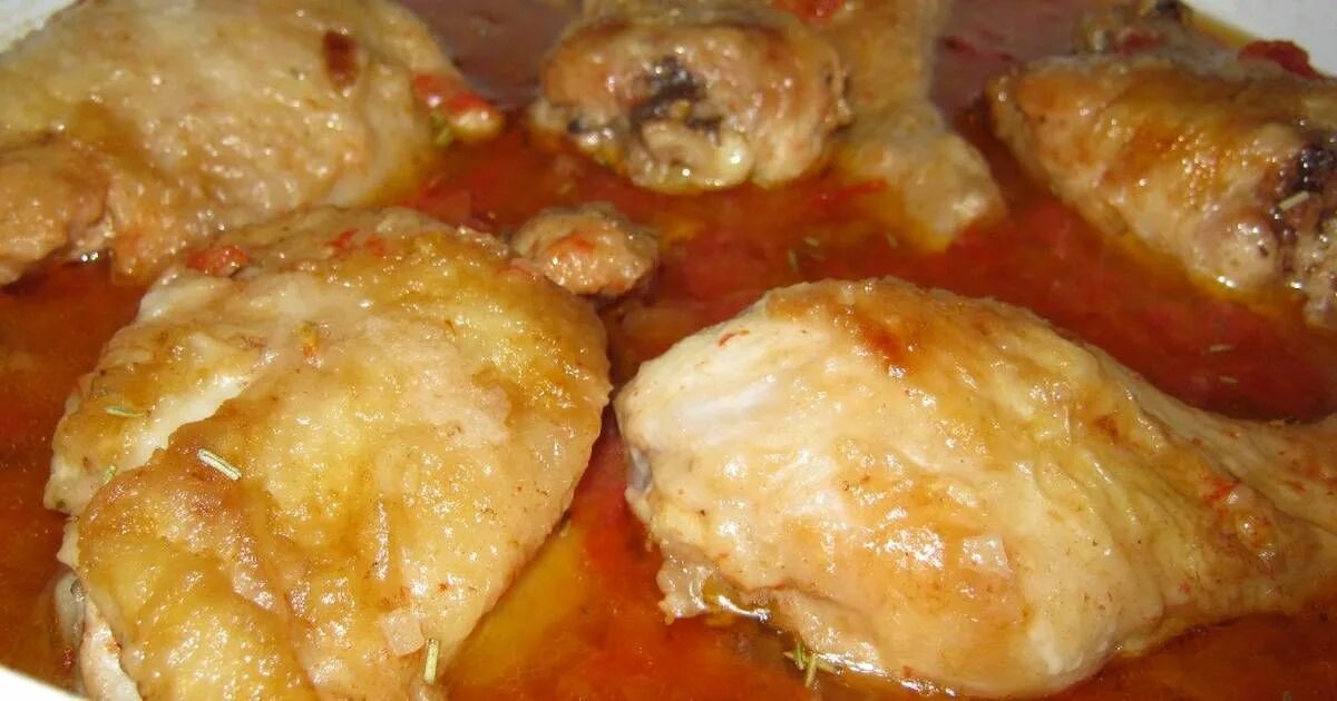Курица с лазерсоном рецепты. Курица в красном соусе. курица с красной подливо. лазерсон курица.