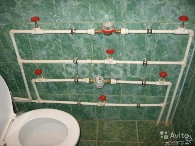 Отделка полипропиленом. Отделка полипропиленом. Чита водопровод. Разводка труб в ванной. Полипропиленовый трубопровод для водоснабжения.