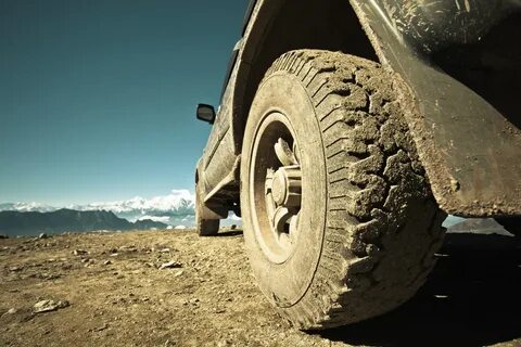 Wheels in mud off