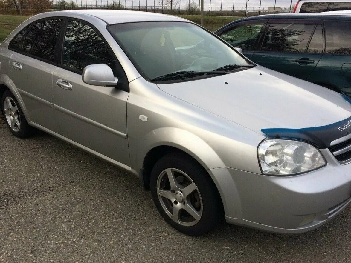 Лачетти купить саратов. Chevrolet Lacetti 2010. Chevrolet Lacetti 2010 седан. Шевроле Лачетти седан 1.4 2010. Шевроле Лачетти 2002.