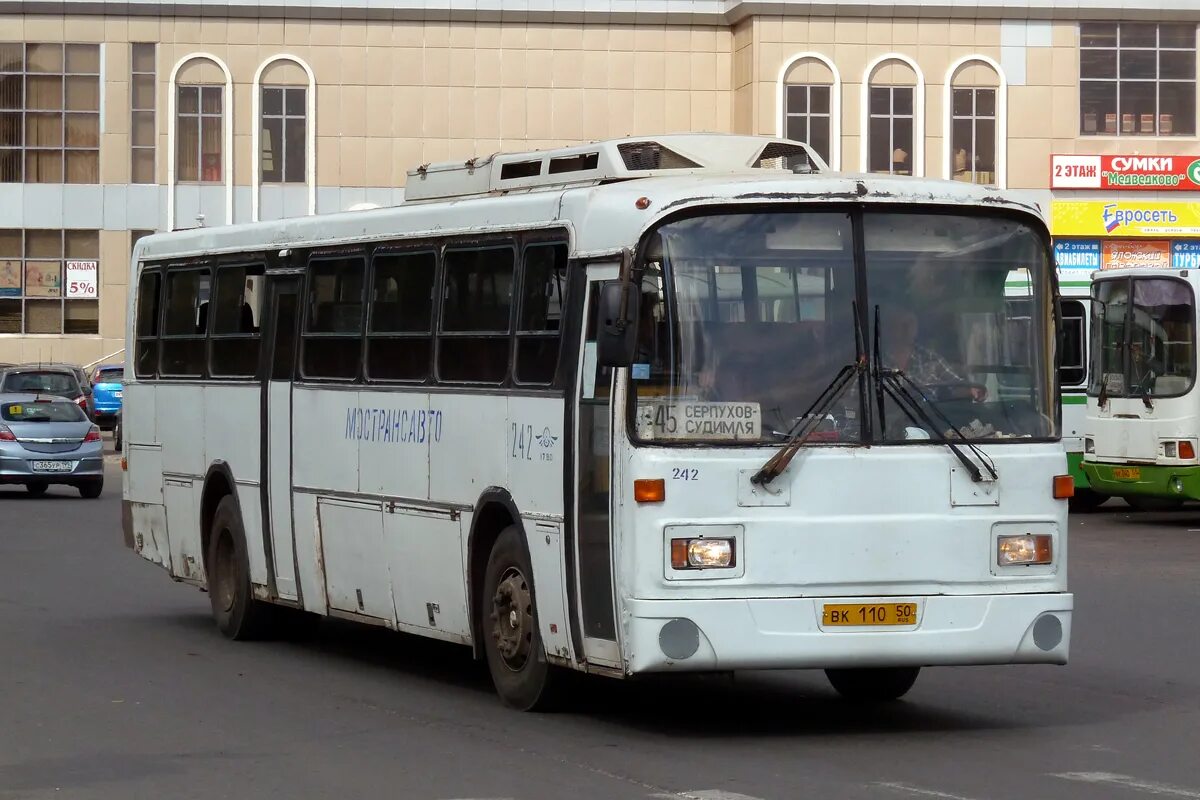 Автобус 242 в реальном времени спб. Haargaz 111. автобусы хааргаз. haargaz 111 место водителя. хааргаз.
