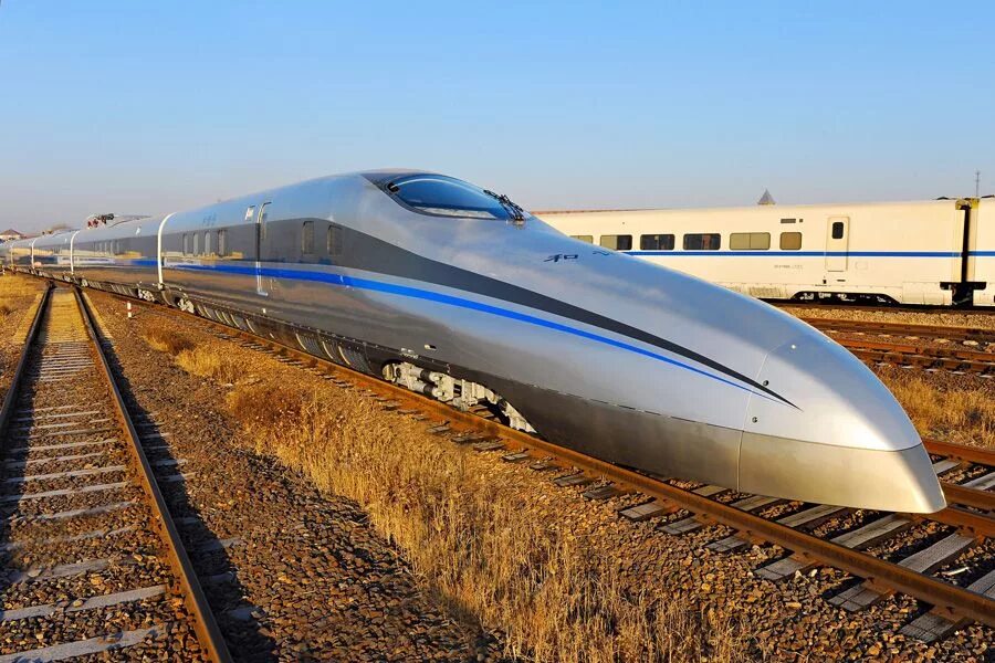 Современные железные дороги. Маглев Пекин. Скоростной поезд ctt500 Китай. Мировой рекорд скорости поезда. Shinkansen jr500.