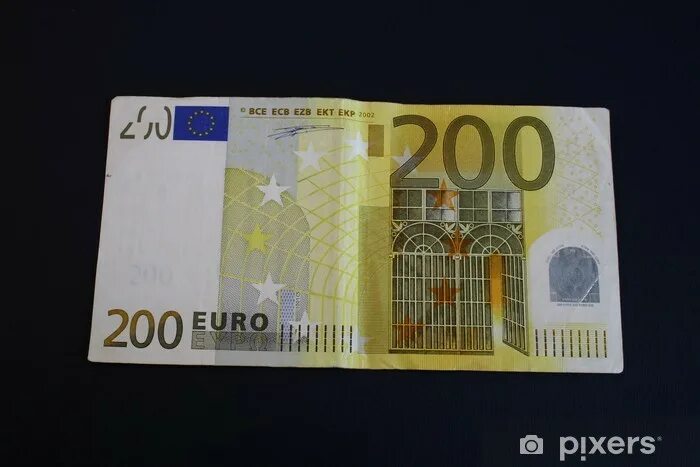 Пошлина свыше 200 евро. 200 Евро. Как выглядит 200 евро. 200 Евро картинка. Купера 200 евро.