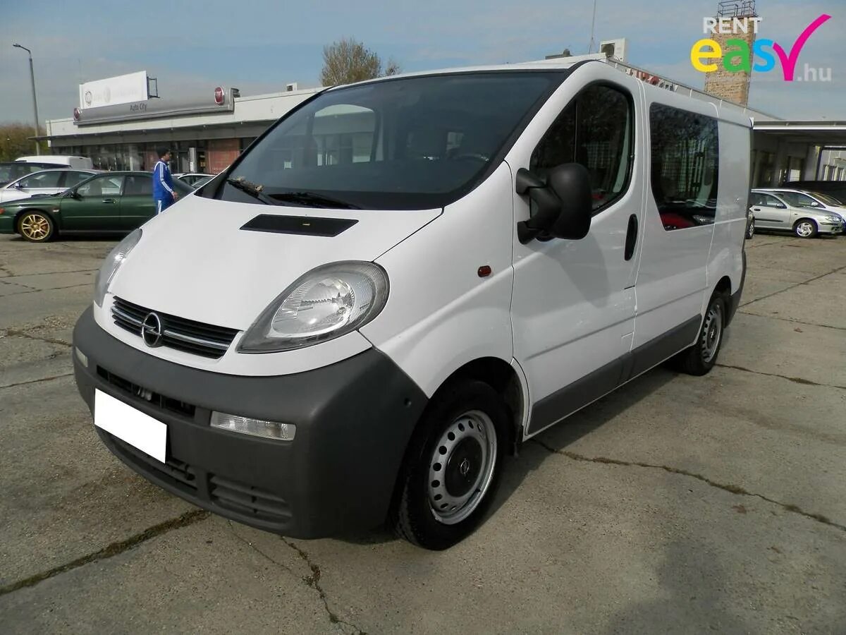 Трафик купить авито. Opel Vivaro 2005. Опель Виваро 2010. Опель Виваро 1990. Опель Виваро 376.