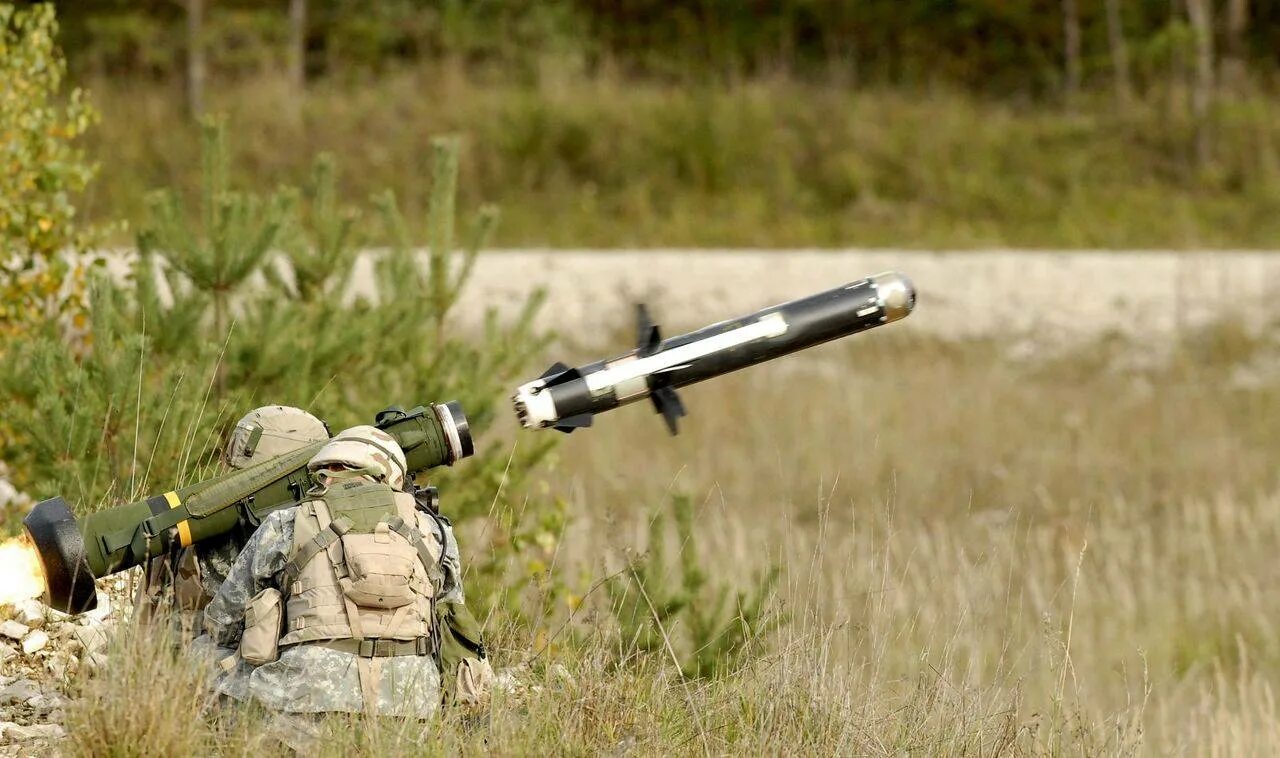 Комплексами javelin. Комплексами javelin