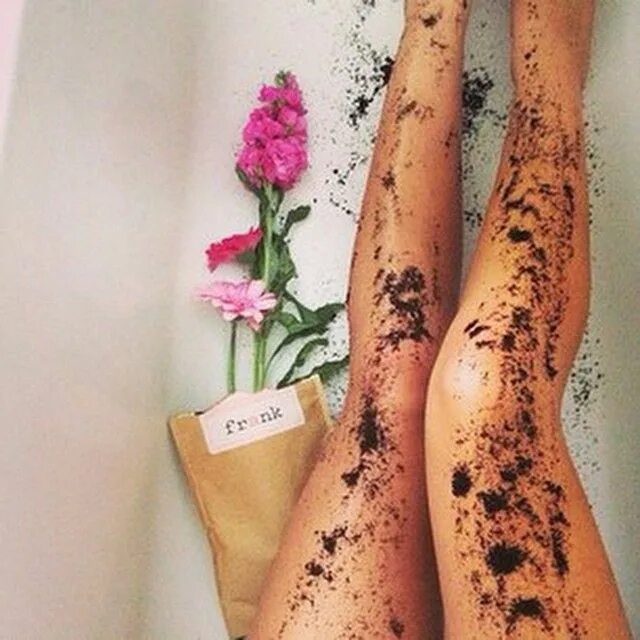 Крем и обёртывание против целлюлита. Скраб для тела от растяжек. Автозагар для тела. Скраб для тела. Автозагар для ног.