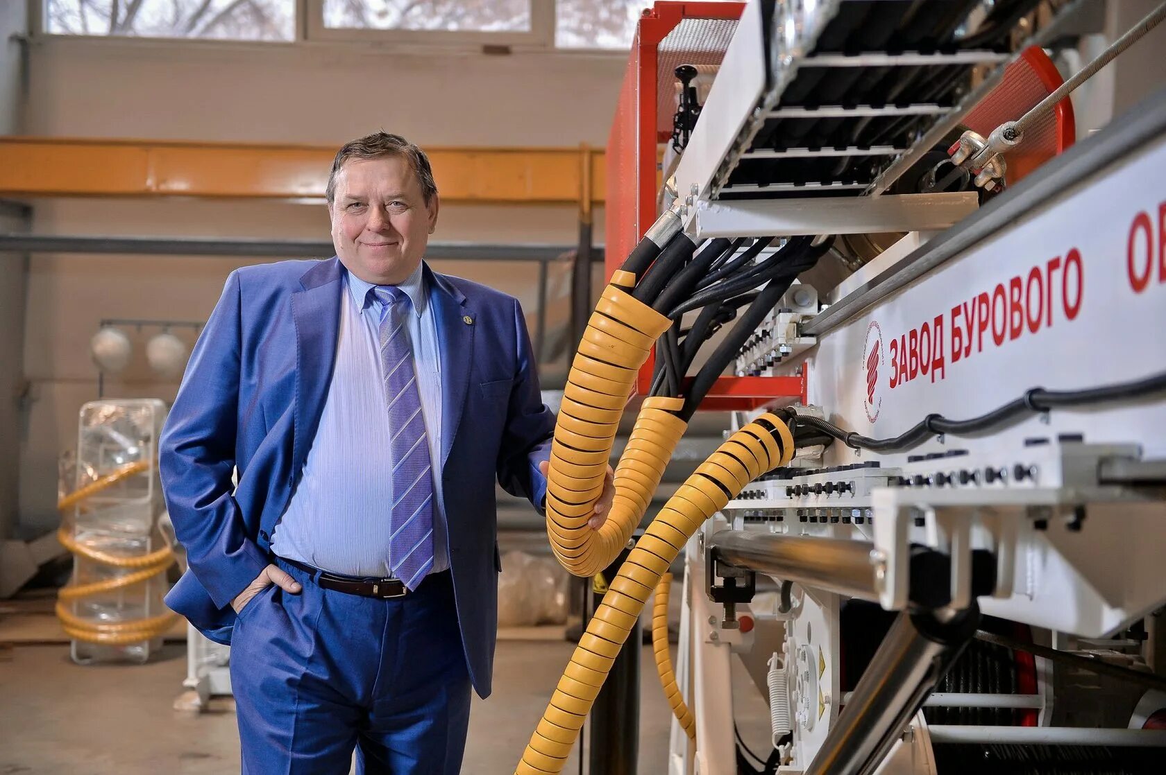 медведев директор збо. работа директором завода. сборочное производство. завод горизонт минск. инженер на заводе.