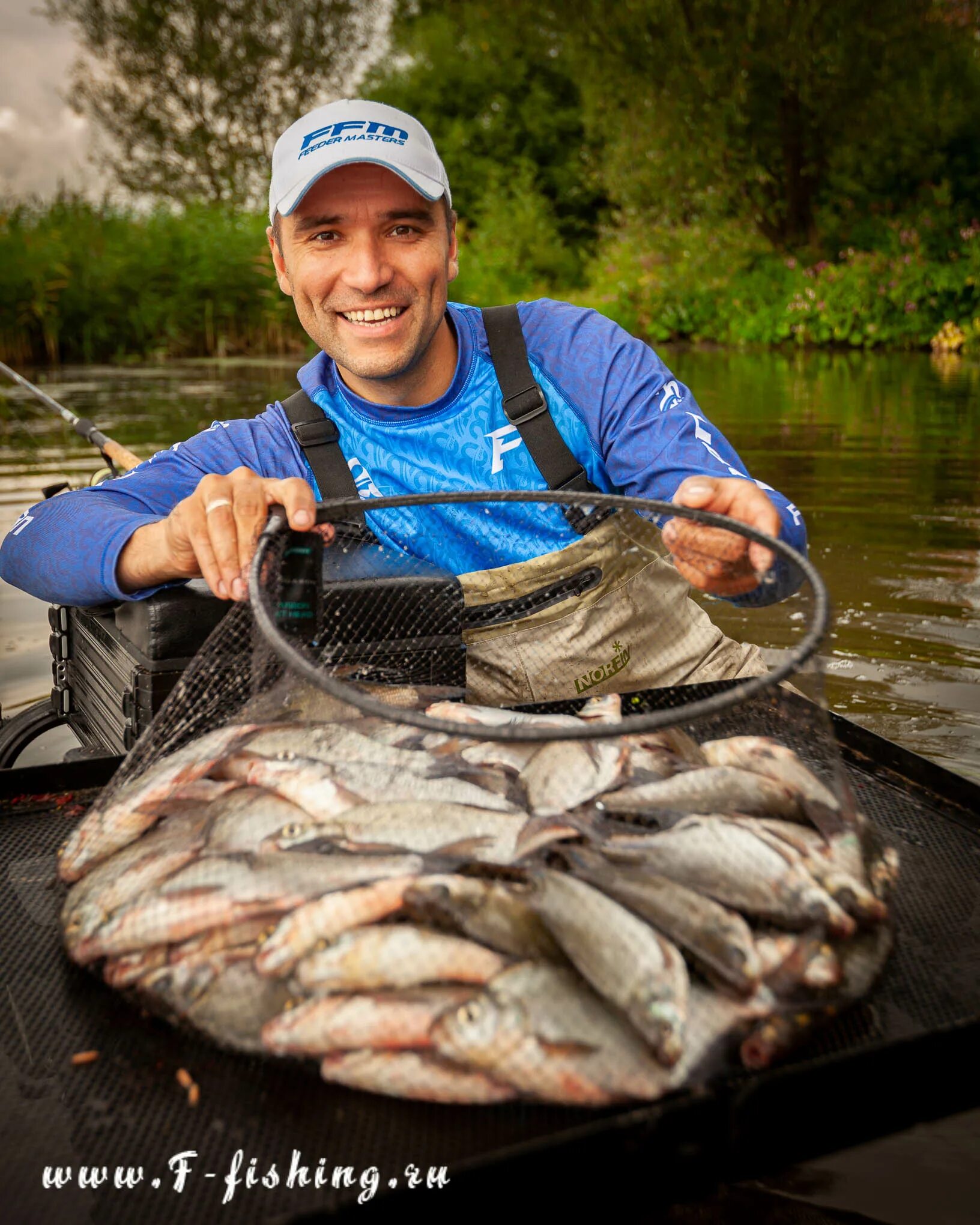 крупный улов отзывы. крупный улов отзывы. крупный улов рыбы. живая рыба. сазан рыба.