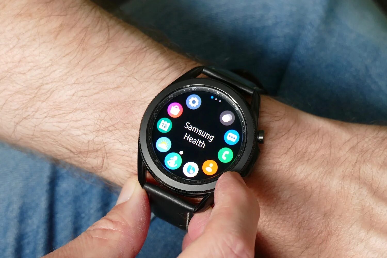 Samsung galaxy watch 6 цена. Часы галакси вотч 6. Часы Samsung Galaxy watch 6. Samsung Galaxy watch 3. Самсунг часы вотч 6 и Классик.