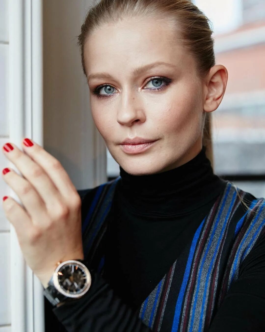 Юлия пересильд 2011. Юлия пересильд rado. Пересильд, юлия сергеевна. Ольга пересильд. Юлия пересильд и режиссер клим шипенко.