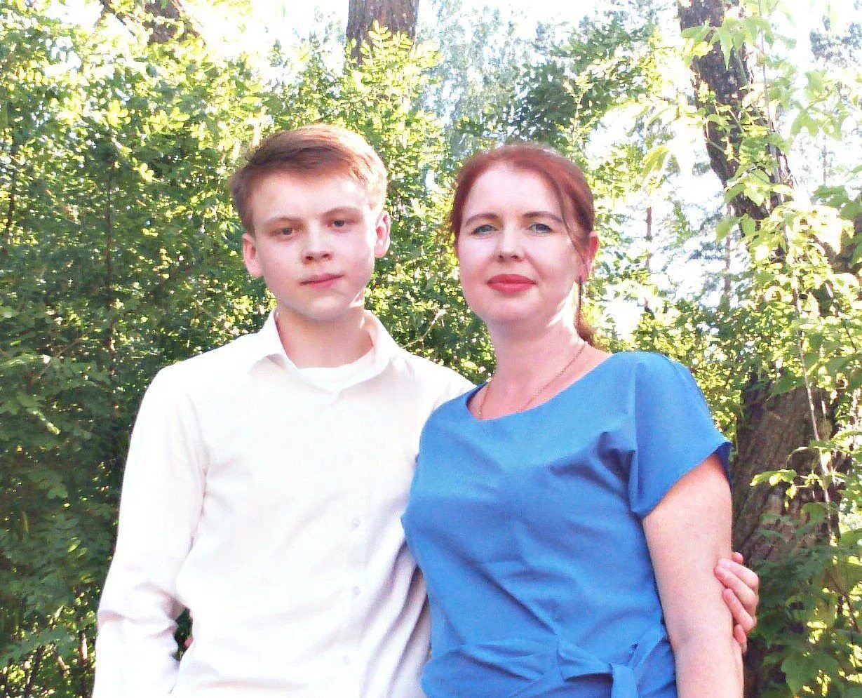 Дети убивают семью. Вырезанная семья убитая. Дети убивают семью. Дети убивают семью. Зарезана семья в нижнем новгороде.