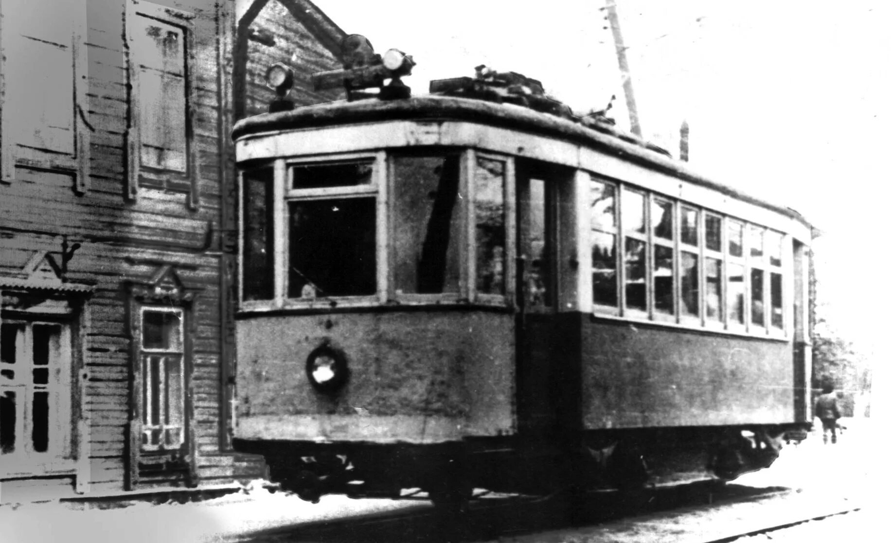 Первый Ижевский трамвай. Первое трамвайное движение в Ижевске. Трамвай Ижевск 1609. Трамвайный парк Ижевска. Город ижевск трамвай