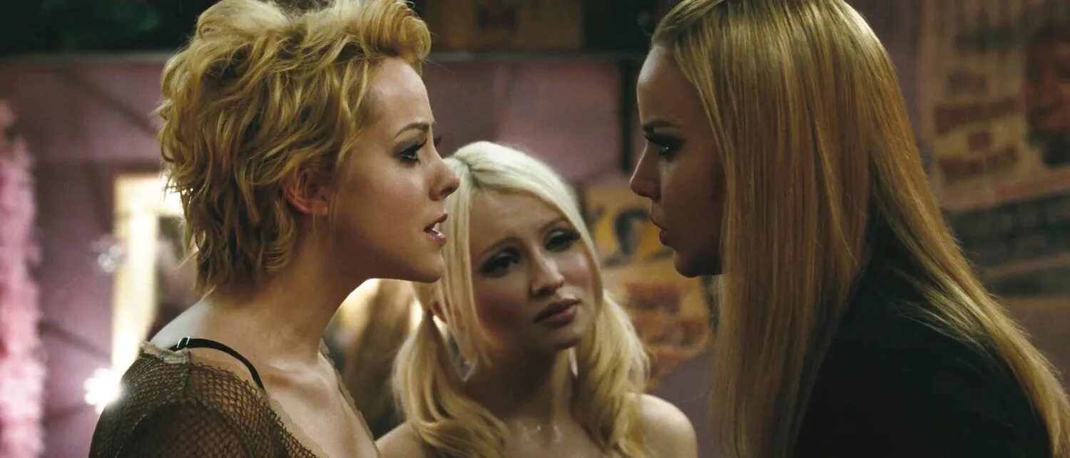 U. Запрещенный прием отчим. Эмили браунинг банда келли. B. R 2014.