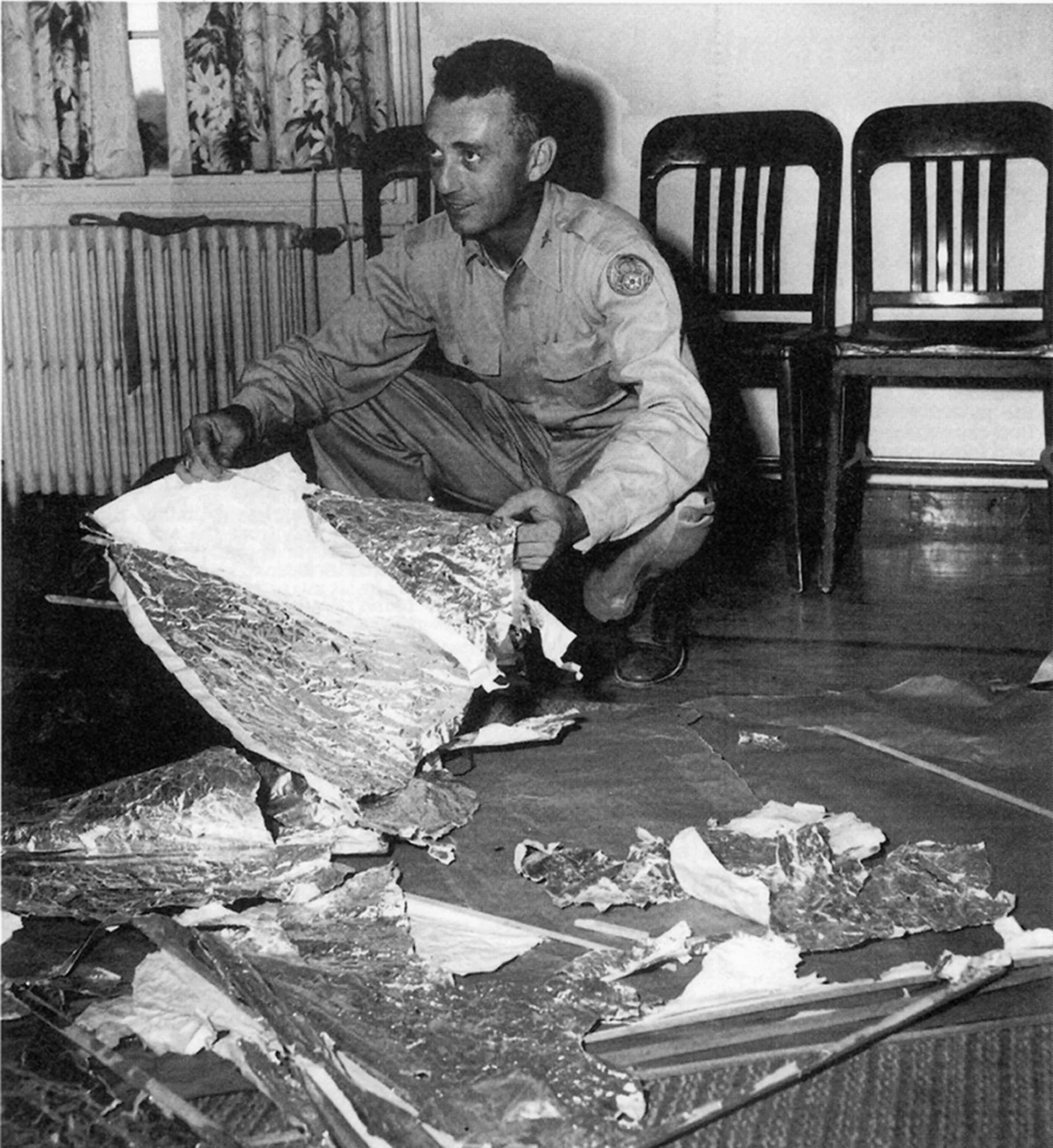 Фото инцидент. Розуэлльский инцидент 1947. розвелл нью мексико 1947. розуэлл нью-мексико нло. крушение нло в розуэлле в 1947 году.