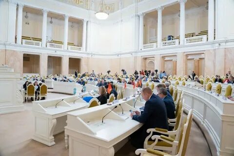 Депутаты закса спб