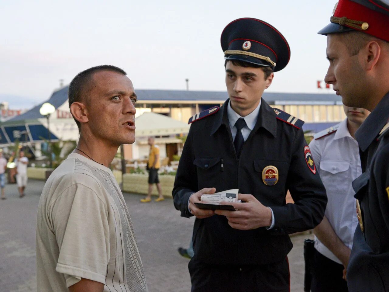 Полицейский ППС. Сотрудник ППС. Милиция России 2007. К чему снится полицейский в форме