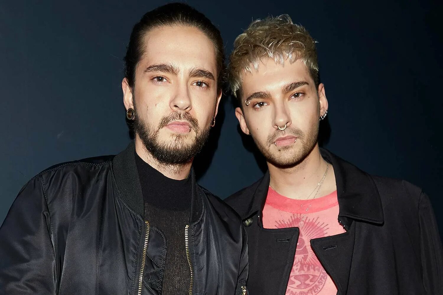 Bill and Tom Kaulitz. Tokio Hotel Bill. Tokio Hotel 2022. Братья Каулитц 2022.