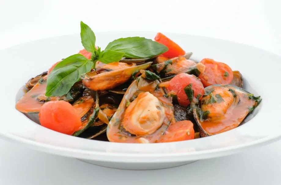 Мидии таблица микроэлементов. Жареные мидии на сковороде. Тушеные мидии. Сколько тушить мидии. Стир фрай мидии.