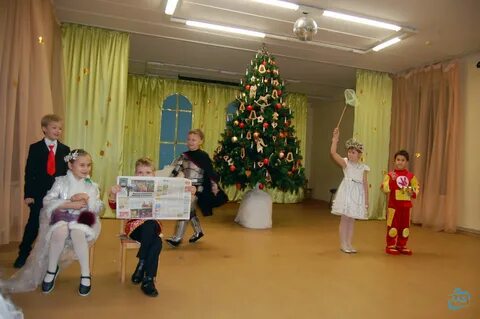 Новогодний праздник в начальной школе