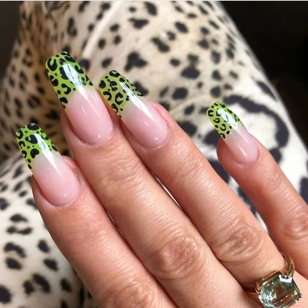 френч и леопард на ногтях. френч леопард. леопардовый френч. леопардовый маникюр френч. чёрный маникюр с леопардовым рисунком.