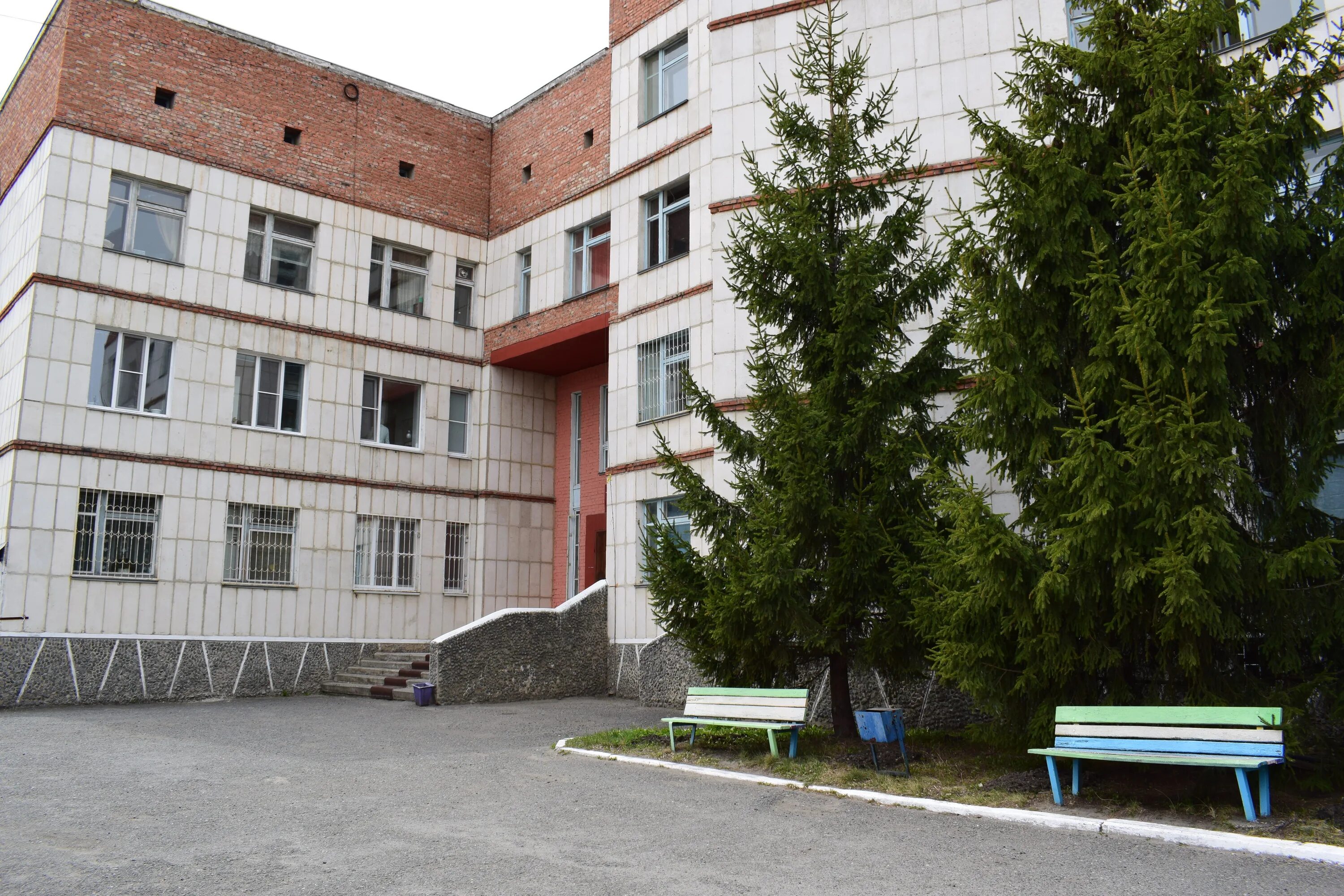 больница скорой медицинской помощи шадринск. лазарев бсмп шадринская. привокзальная 10 шадринск. мальцевский тракт 2 шадринск больница. шадринская скорая медицинская помощь.