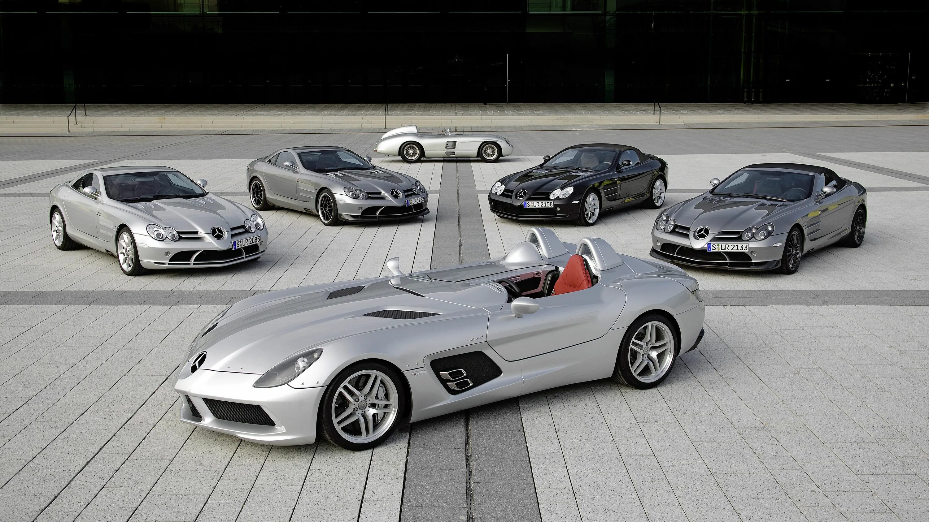 Включи мир машин. Mercedes-Benz SLR MCLAREN. Суперкар Mercedes-Benz MCLAREN SLR. Mercedes Stirling Moss 722. Mercedes-Benz SLR MCLAREN суперкары.