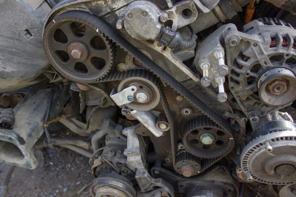 Грм vw passat b5. Грм пассат б5. ремень помпы passat b5. грм passat b5 1.8. ремень помпы passat b4.