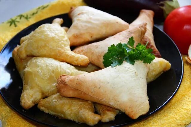 самса рыба. Somsa 2tali. свиной фарш в самсе. самсы с луком. урама самса.