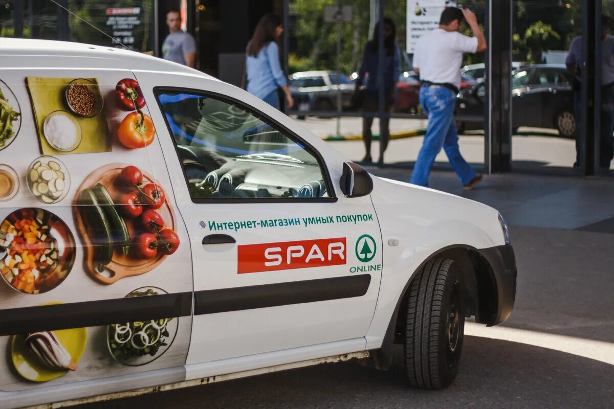 Спар еда. Spar доставка. Доставка продуктов в Москве.