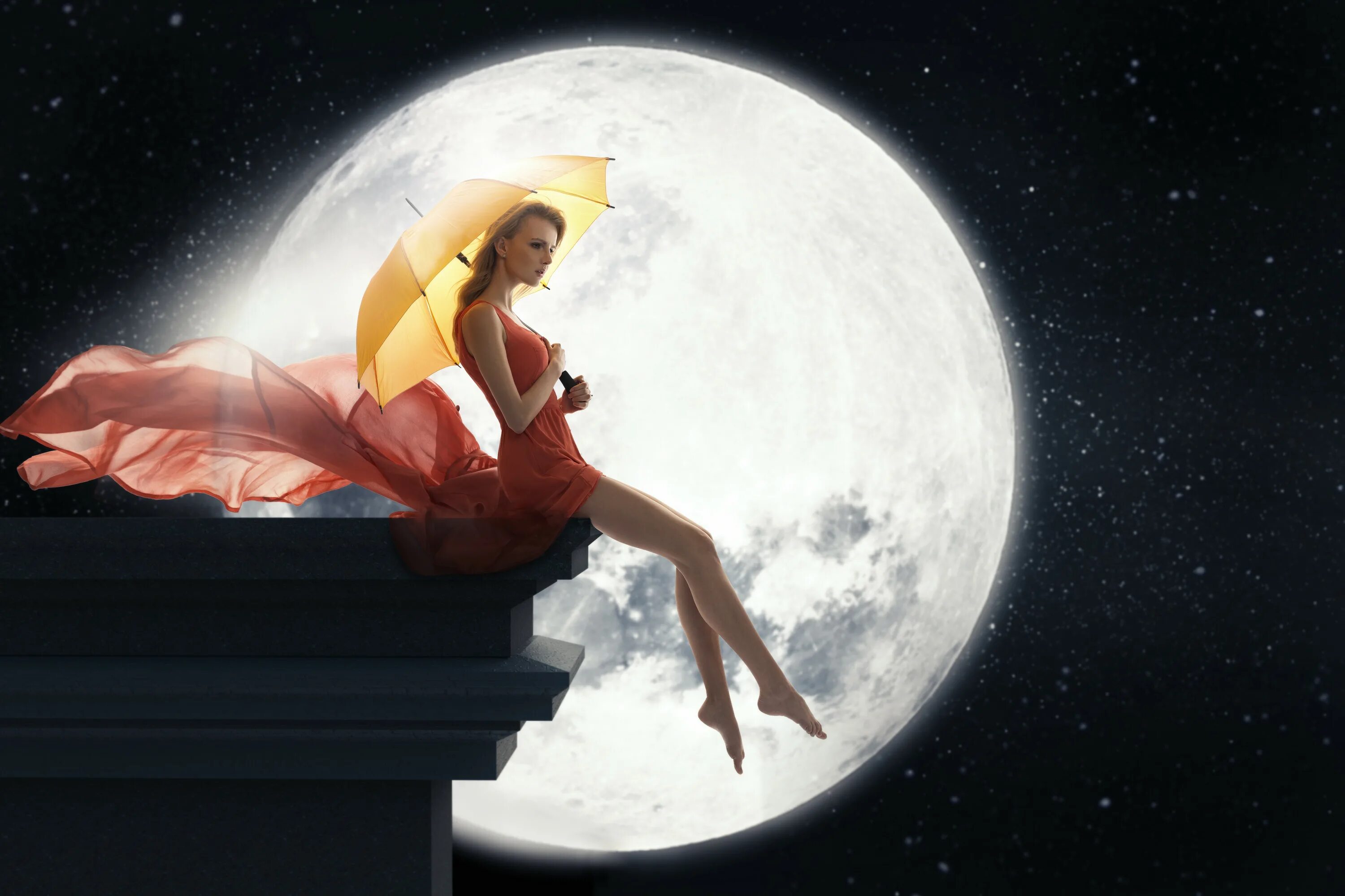 Девушка-Луна. Женщина на фоне Луны. Космическая девушка. Девушка на фоне Луны.