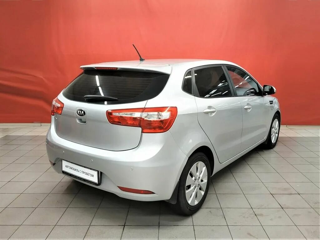 KIA Rio 5-door (3G) 1.6 бензиновый 2014 "Шумный овощъ" на DRIVE2