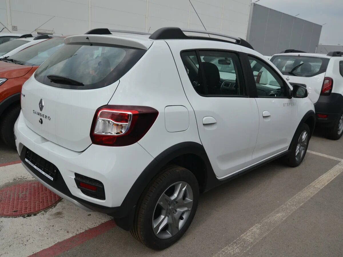 Renault Sandero Stepway белый. Renault Sandero Stepway 2019 белый. Рено Сандеро степвей 2 белый. Рено Сандеро степвей 2019 белый. Купить рено сандеро в нижнем новгороде