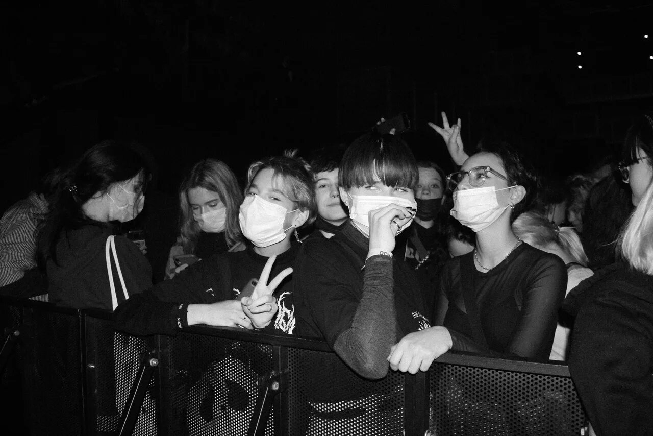 Объем внимания человека. Ватага – шумная толпа, сборище. Ребятки шумною толпой 6 букв. Сужение объема внимания картинки. Шумное сборище.