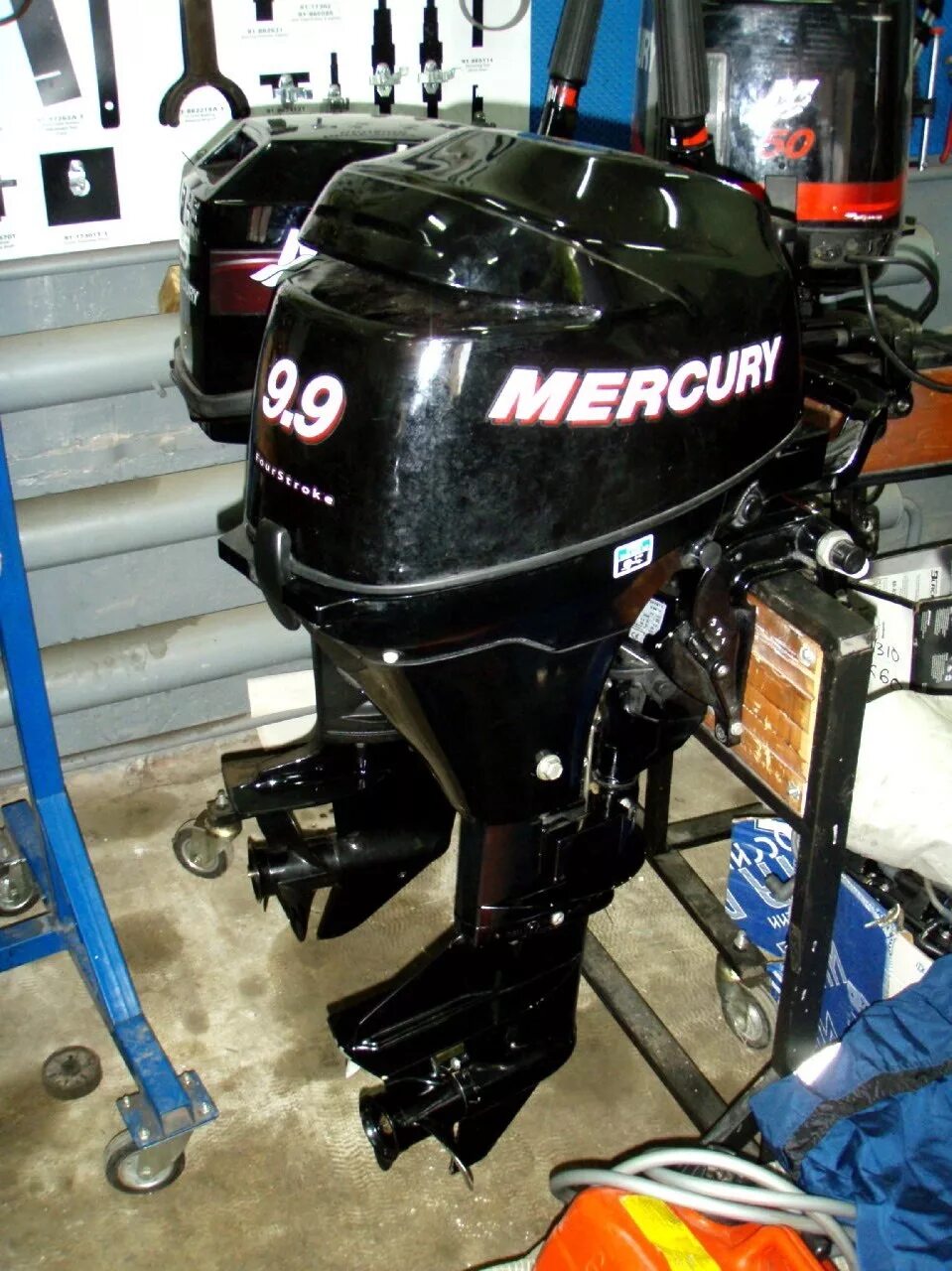 Лодочный мотор mercury f 9.9. Лодочный мотор меркурий 9.9. лодочный мотор меркури 9.9 4 такта. лодочный мотор mercury f9.9m. лодочный мотор mercury me f 9.9 mlh bigfoot.