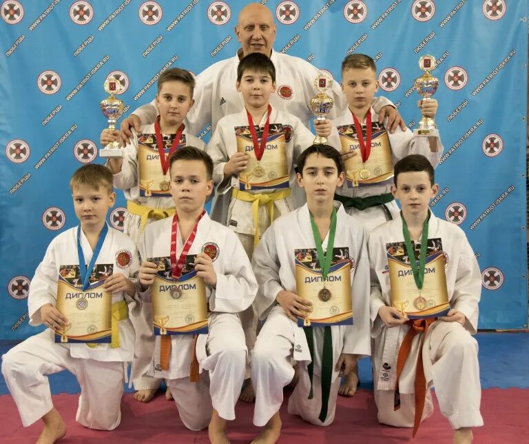 надежды карате