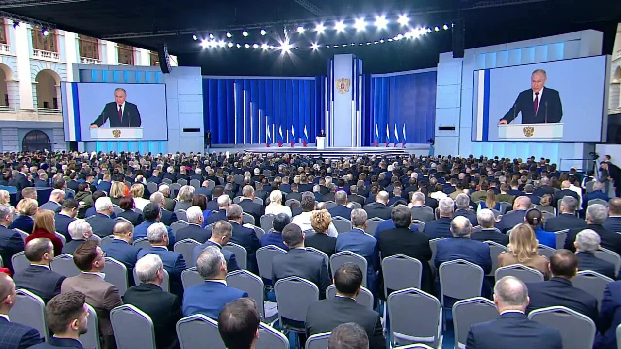 Прямая линия с путиным 2025 сколько длится. Прямая линия с путиным 2025 сколько длится