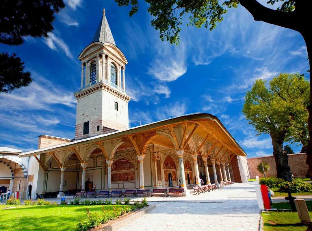 Стамбул дворец топкапы. Топканы стамбул дворец. Дворец топкапы в стамбуле сверху. Дворец топкапы гарем. Турция топкапи палас дворец.