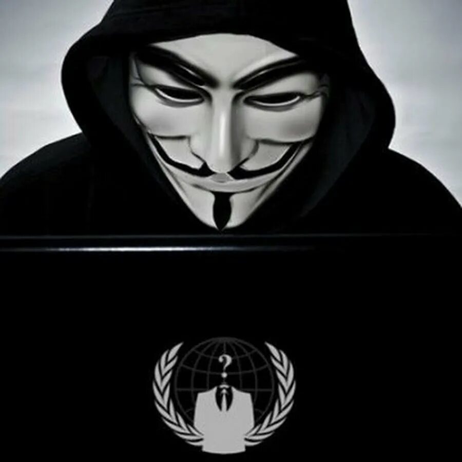 Пацан в маске. Аноним добро. Анонимус мемы. Аноним добро. Анонимус сидит.