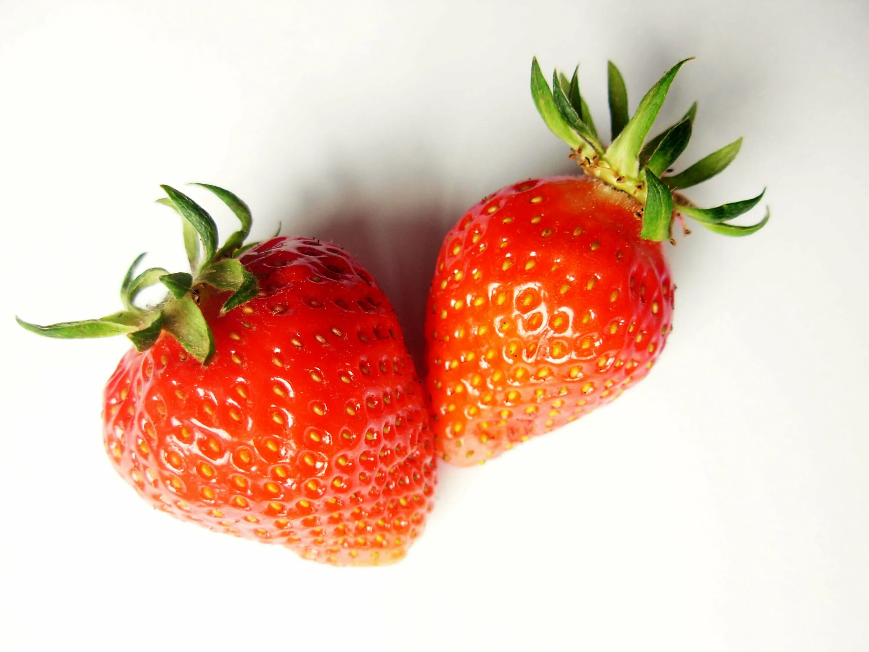 Земляника число. Клубники число существительного. Клубника extra berry. Земляника число. Пять ягод.